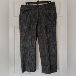 Larry Levine | Charcoal Dressy Capris | Stretch Cropped Pants